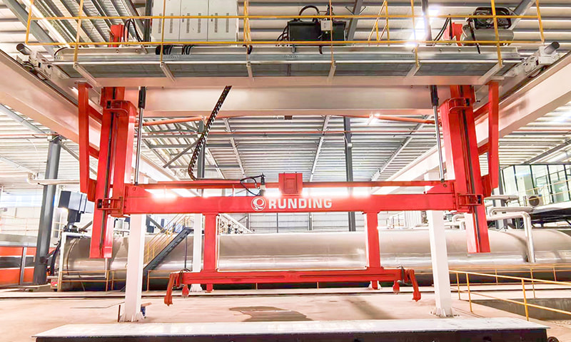 Pelat samping hoister